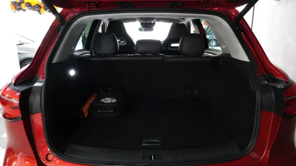 MG EHS 1.5 T-GDI Plug-in Hybrid Luxury 46