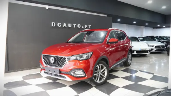 MG EHS 1.5 T-GDI Plug-in Hybrid Luxury 2