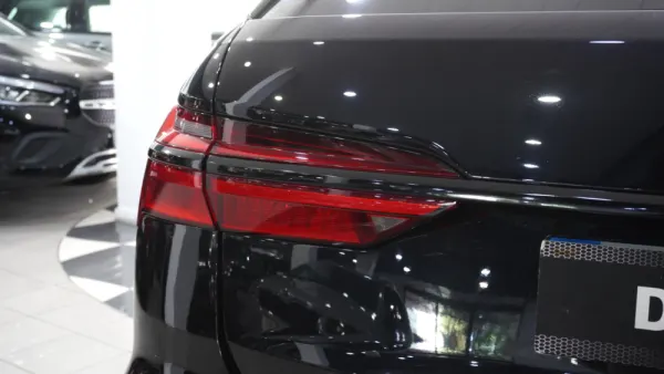 Audi A6 Avant 40Tdi QUATTRO KIT RS6 HYBRID 204CV 12