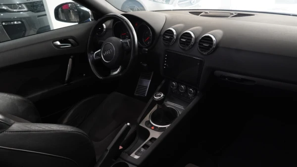 Audi TT Roadster 1.8 TFSI ROADSTER 23