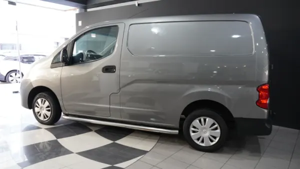 Nissan NV200 Evalia Comfort 15