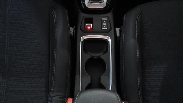 Opel Corsa-e 136CV Elegance 100% Elétrico 35