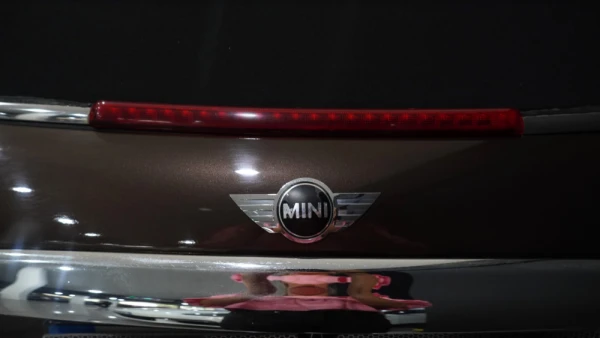 MINI 3 Portas Cooper Cabrio 1.6i 11