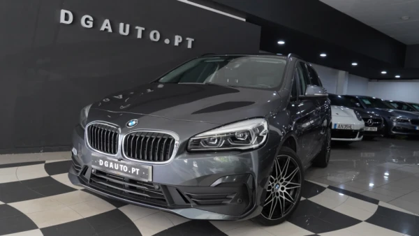 BMW 225xe Active Tourer iPerformance xDrive 2