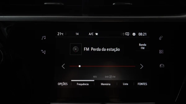 Opel Corsa-e 136CV Elegance 100% Elétrico 43