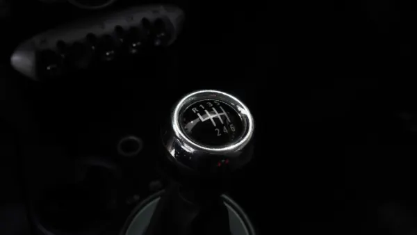 MINI 3 Portas One 1.6 25