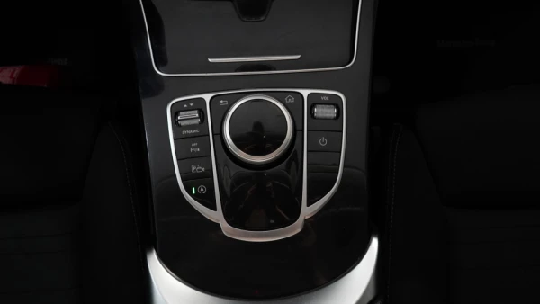 Mercedes-Benz C 180 D Avantgarde 34