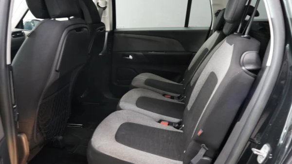 Citroën C4 Grand Picasso 1.6 HDI 7LUG 44