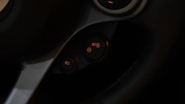 Smart ForTwo Coupé EQ Passion 6