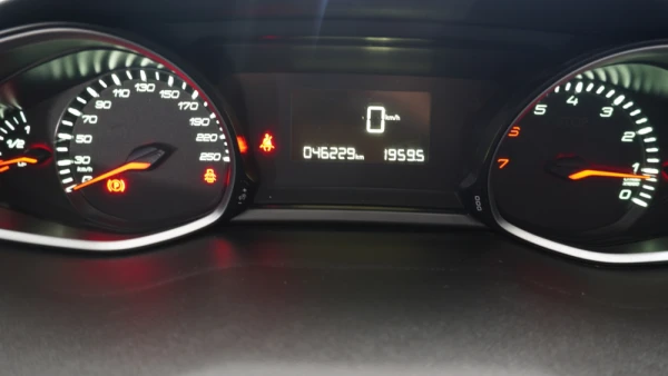 Peugeot 308 SW 1.2 ACTIVE BUSINESS 13