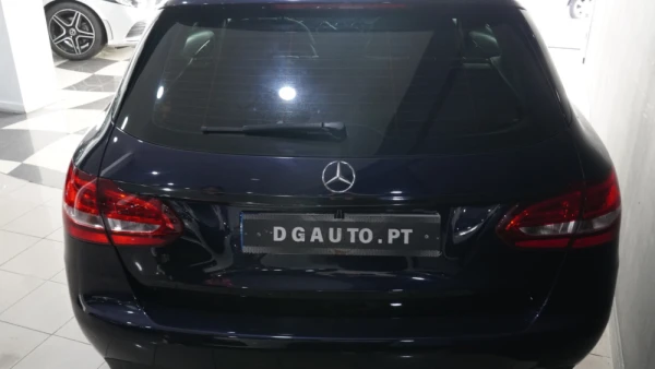 Mercedes-Benz C 180 D Avantgarde 42