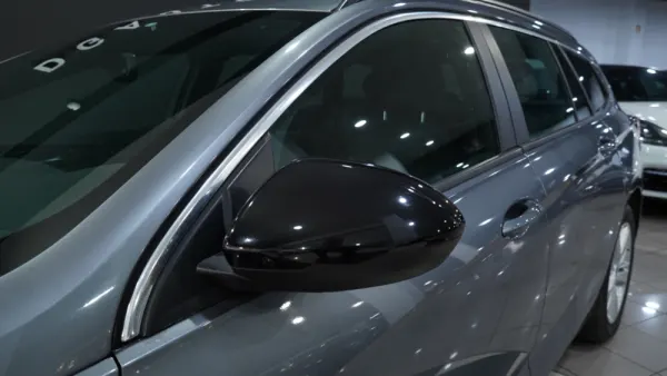 Opel Insignia Sports Tourer 8