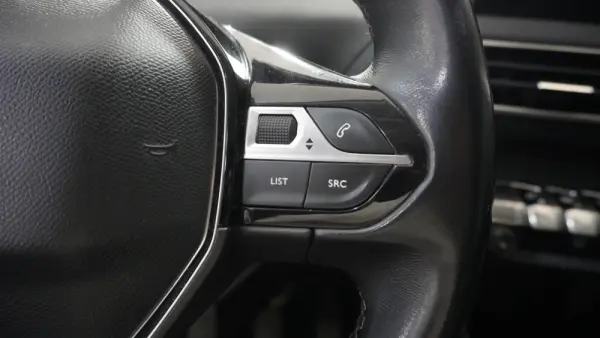 Peugeot 5008 1.2 PureTech Allure Pack 25