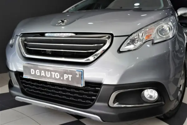 Peugeot 2008 5