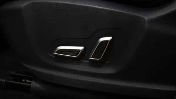 MG EHS 1.5 T-GDI Plug-in Hybrid Luxury 18