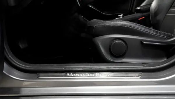 Mercedes-Benz CLA 220 14