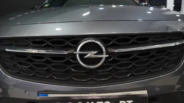 Opel Insignia Sports Tourer 4