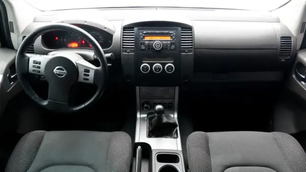 Nissan Navara Outro 14