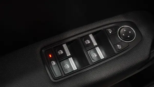 Renault Captur 1.0 TCe Evolution 27