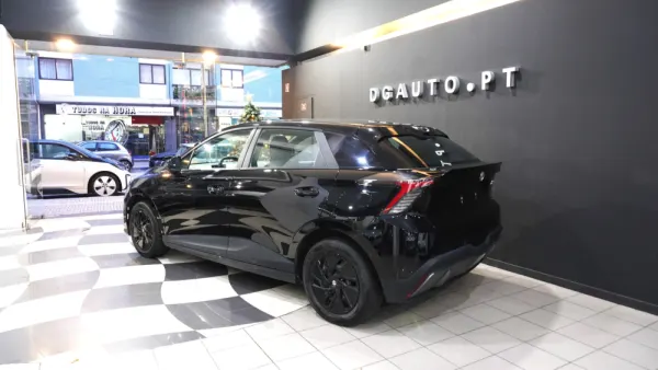 MG MG4 51 kWh Standard 8