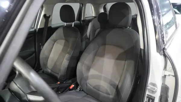 MINI 3 Portas Cooper D 15