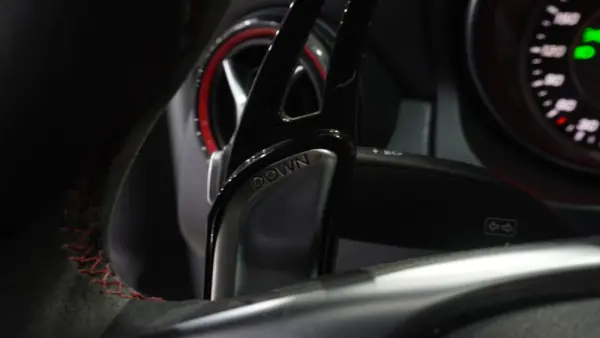 Mercedes-Benz CLA 45 AMG 4Matic Speedshift 7G-DCT 21