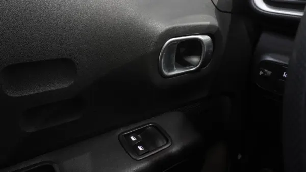 Citroën C3 SHINNE 1.2 16