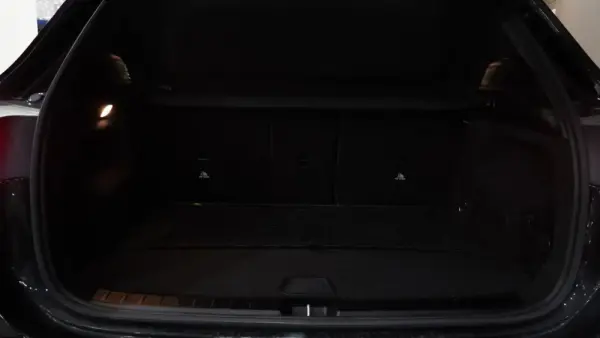 Mercedes-Benz GLA 200 d Progressive 52