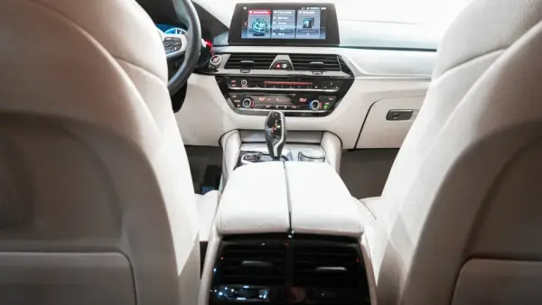 BMW 530 Pack M 44