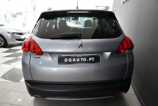 Peugeot 2008 32