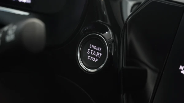 Opel Corsa-e 136CV Elegance 100% Elétrico 41