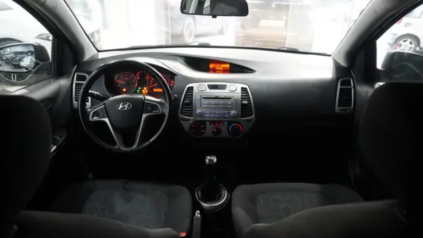 Hyundai i20 1.4 CRDI Comfort 13