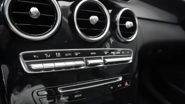 Mercedes-Benz C 180 (BlueTEC) d Station 7G-TRONIC Avantgarde 36