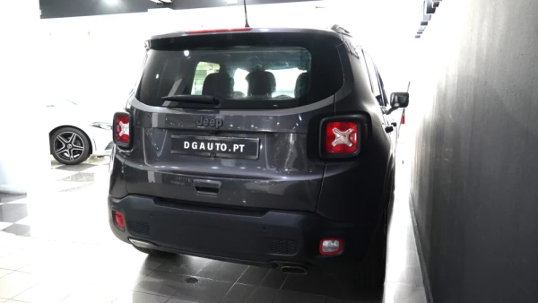 Jeep Renegade 1.0 T Limited 33
