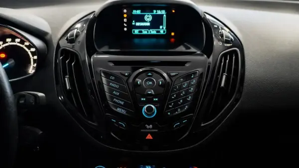 Ford B-Max 1.5 TDCi Titanium 49