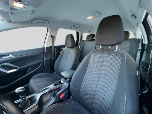 Peugeot 308 SW 1.2 PureTech Access 10