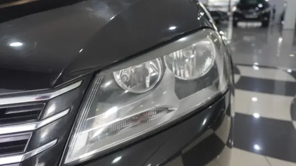 Volkswagen Passat 1.6 TDI Confortline 4