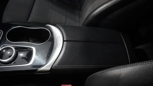 Mercedes-Benz C 200 37