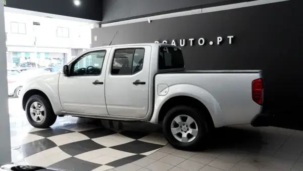 Nissan Navara Outro 20