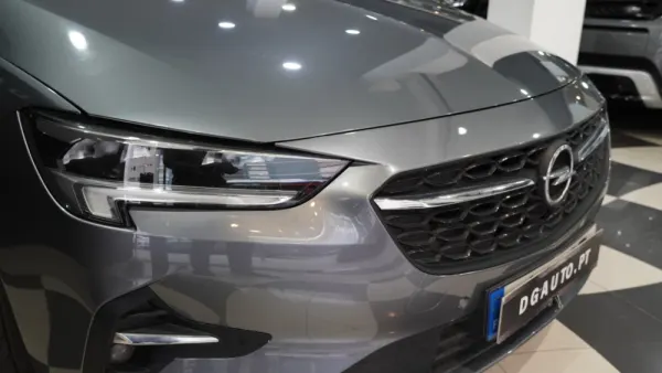 Opel Insignia Sports Tourer 3