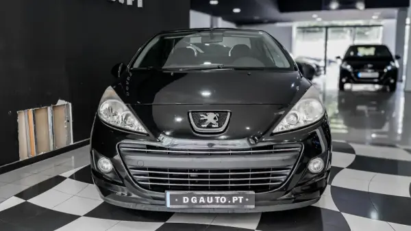 Peugeot 207 CC 2
