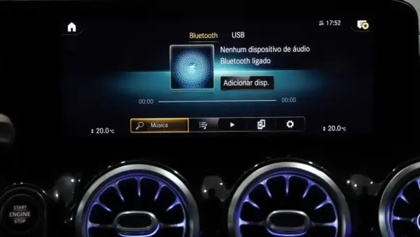 Mercedes-Benz GLA 200 d Progressive 28