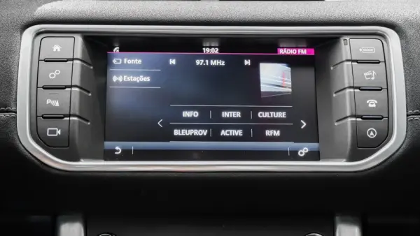 Land Rover Range Rover Evoque 21