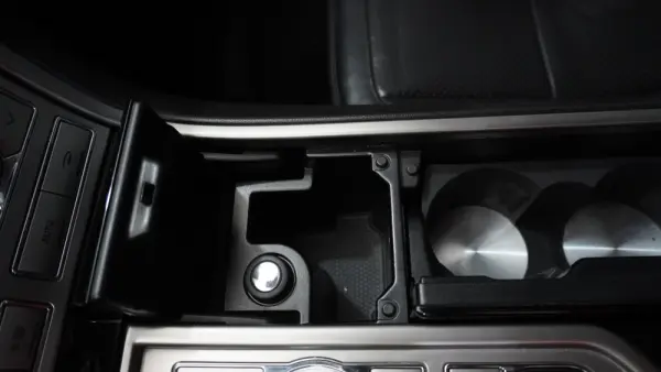 Jaguar XF 3.0 D V6 S Portfolio 36