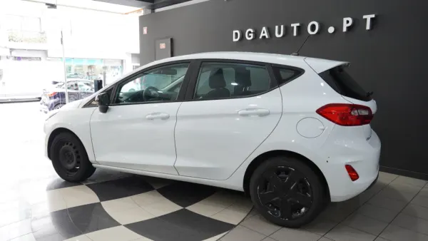 Ford Fiesta 1.1 Ti-VCT Business 8