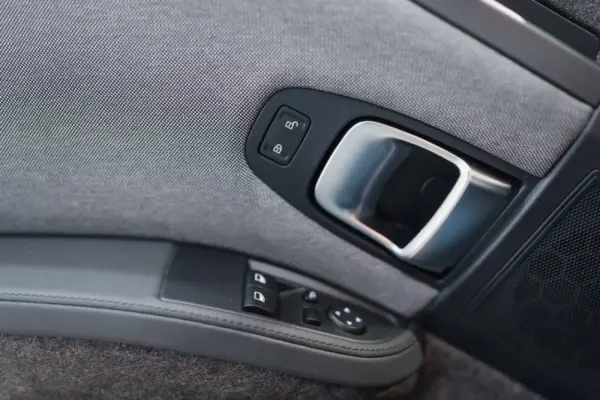 BMW i3 120Ah 22