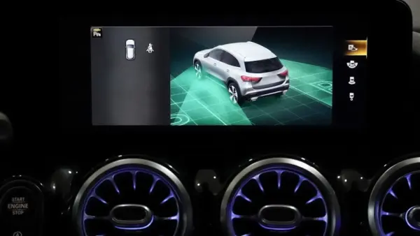 Mercedes-Benz GLA 200 d Progressive 33