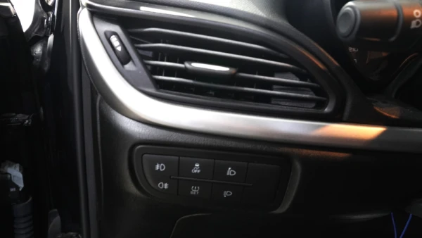Fiat Tipo Station Wagon 1.3 M-Jet Street 11