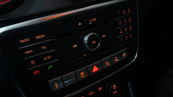 Mercedes-Benz CLA 45 AMG 4Matic Speedshift 7G-DCT 37