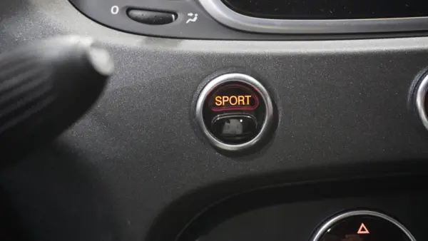 Abarth 595C 1.4 T-Jet Esseesse 28